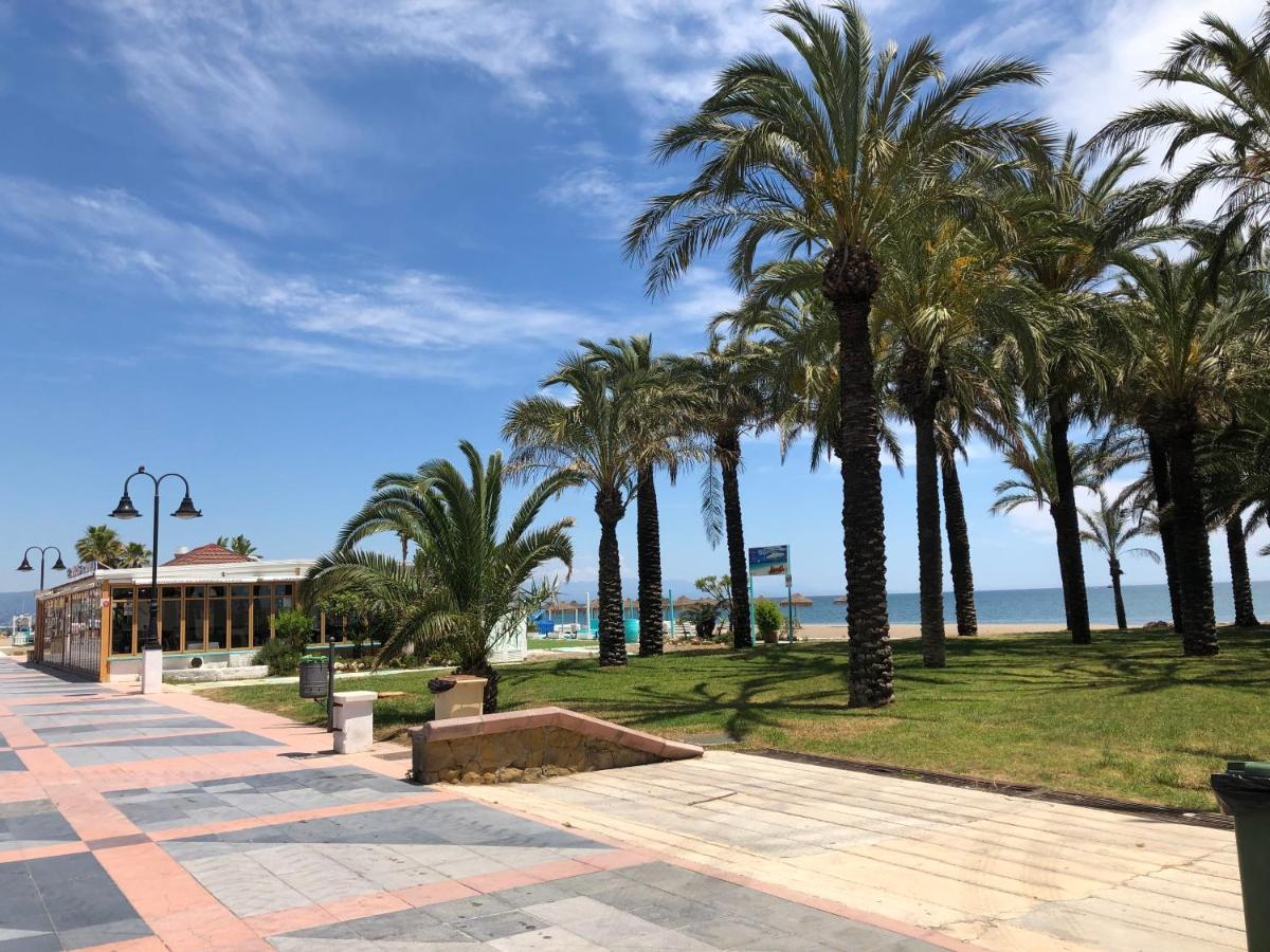 Carihuela Beach Apartment, 2Nd Line Torremolinos Extérieur photo