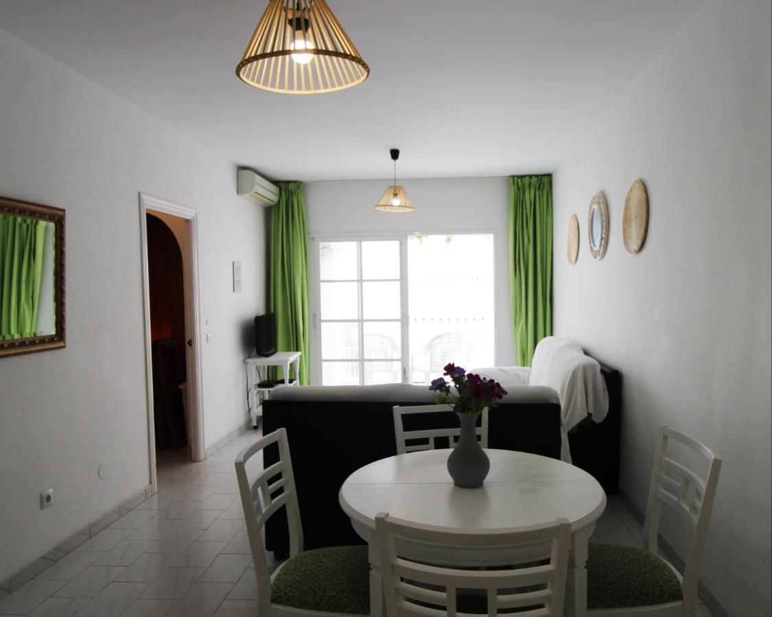 Carihuela Beach Apartment, 2Nd Line Torremolinos Extérieur photo